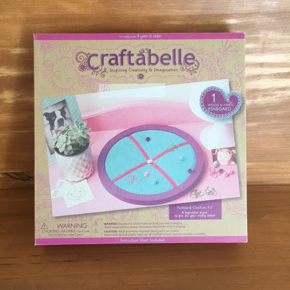 Craftabelle Pinboard Creation Kit Brand New